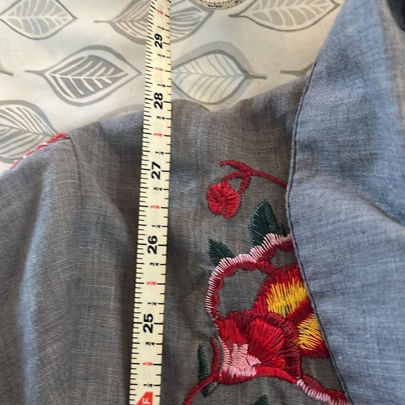 Mislook size 1X Gray Embroidered Button-Up Shirt - Picture 6 of 6